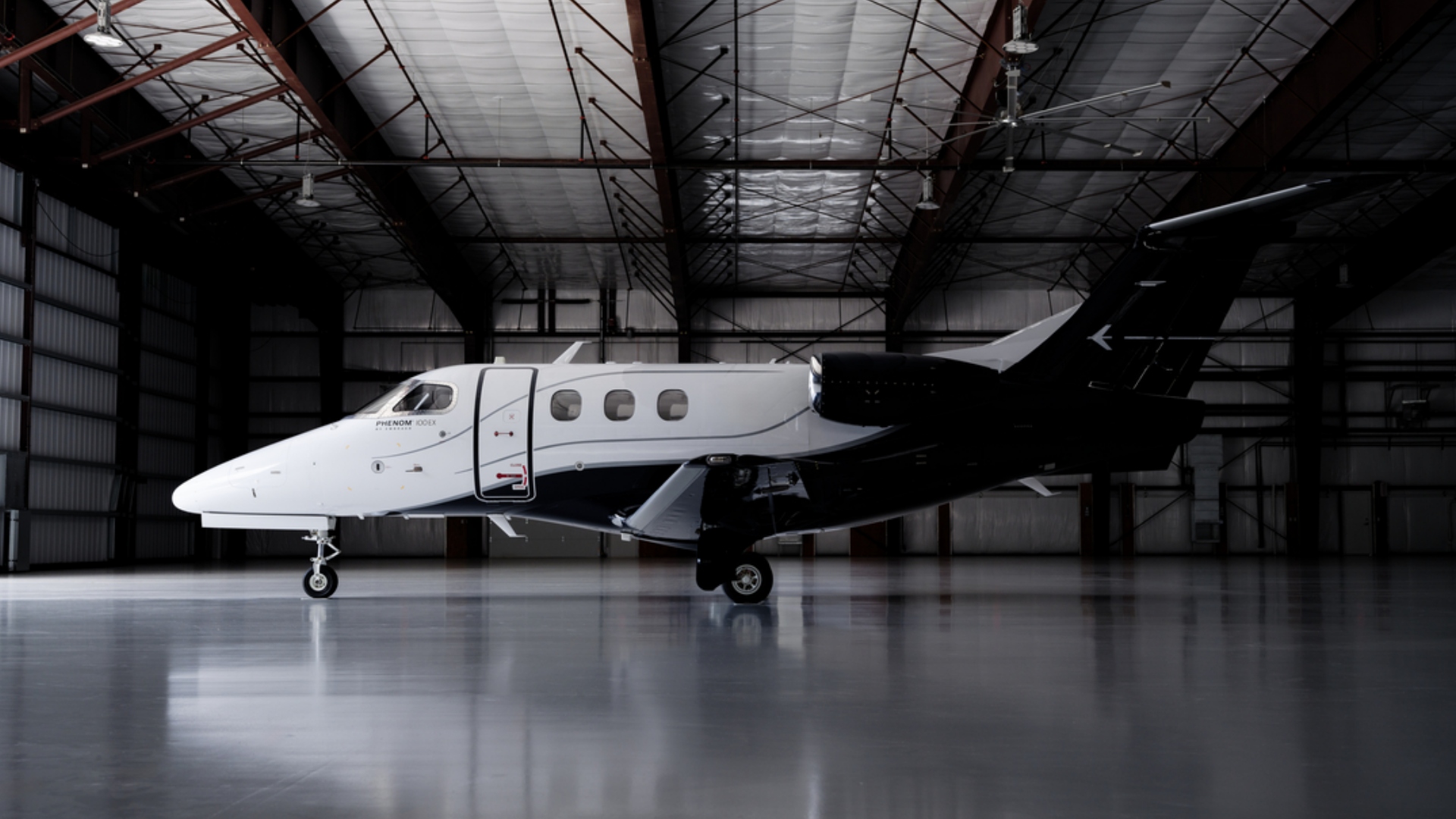 Embraer-serviceandsupport-Phenom100.jpg